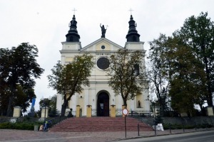 Kościół w Kadzidle (fot. parafiakadzidlo.pl)